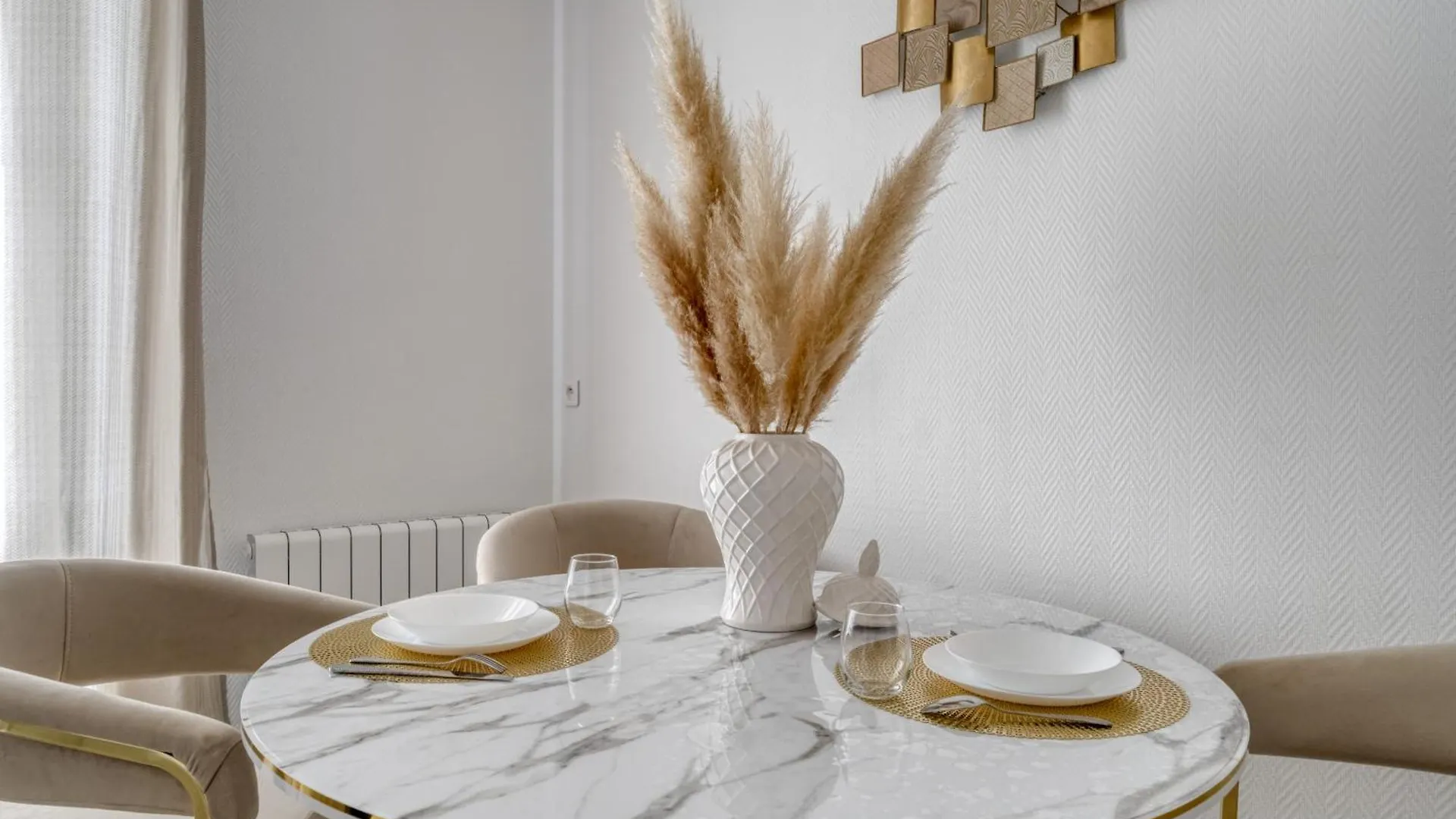 Apartment Zach N Spa Maison 20 Min Paris Et Aeroport Cdg Livry-Gargan France